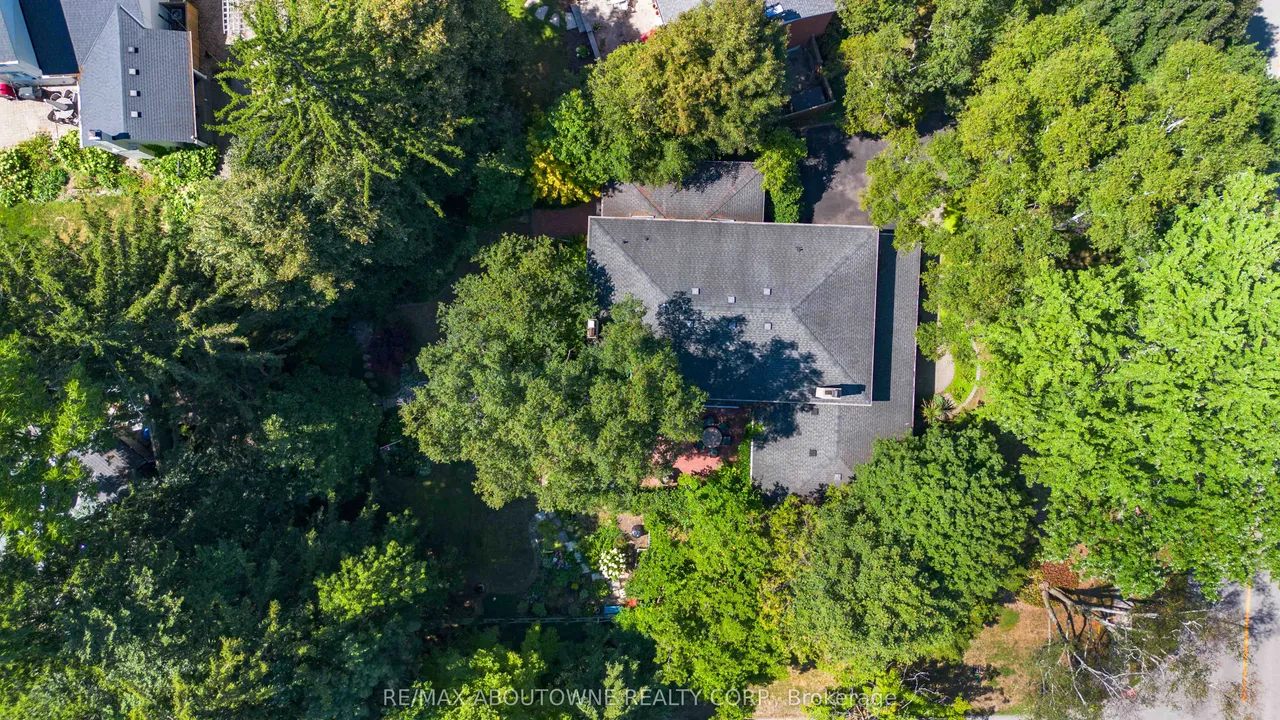 150 Cairncroft Road — photo 47