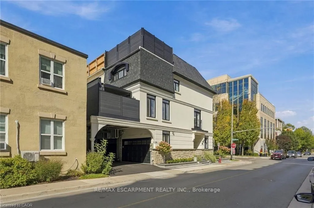 305 Randall Street — photo 31