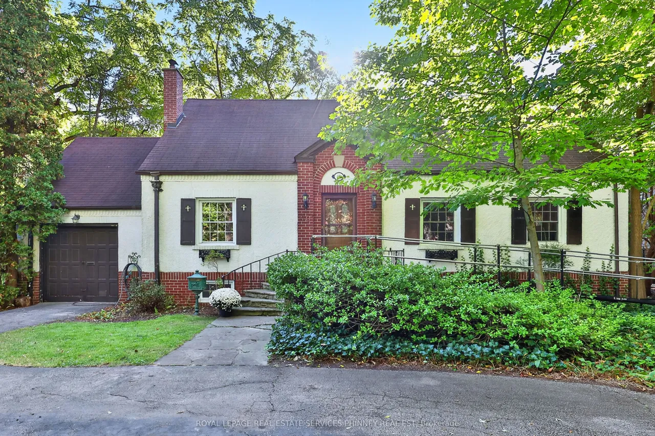 40 Pinewood Trail