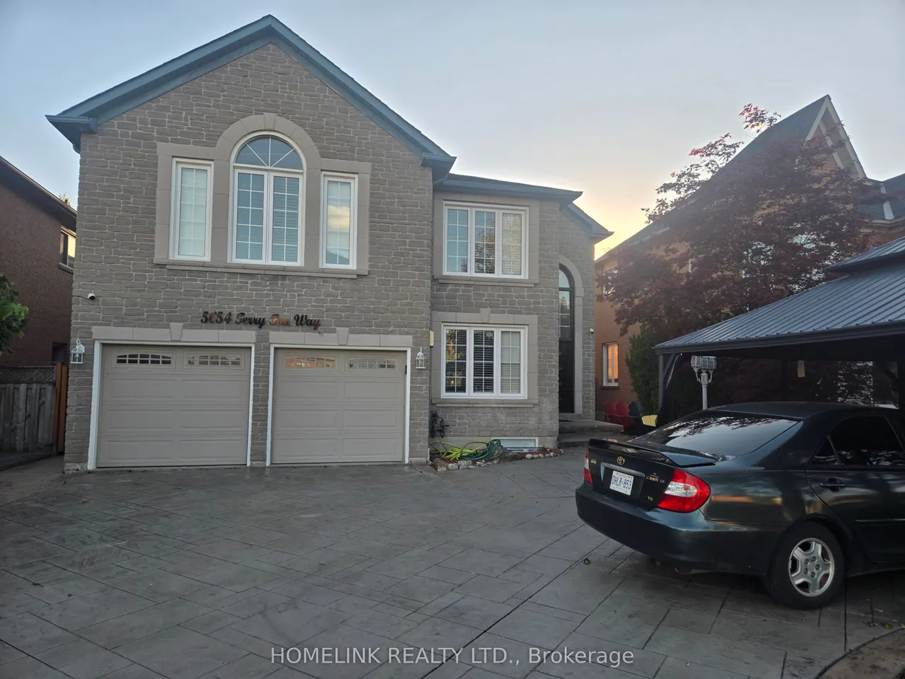 5054 Terry Fox Way — photo 2