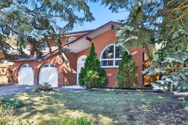 2389 Frayne Court — photo 2