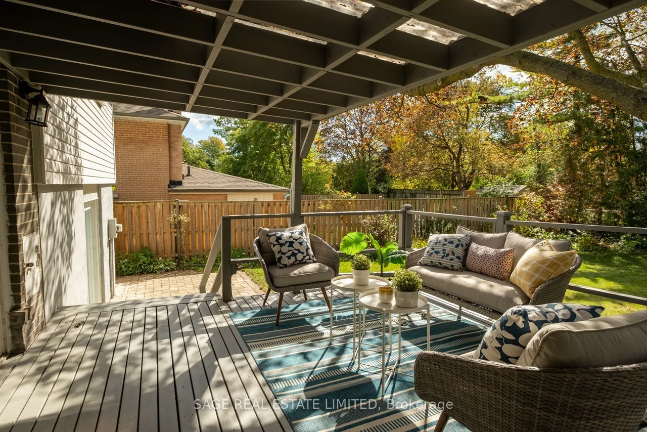 1410 Lewisham Drive — photo 45