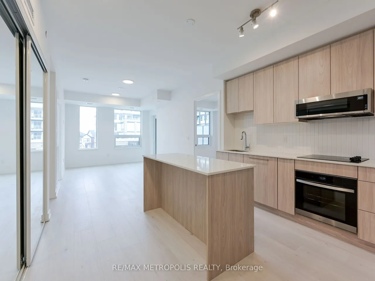 2501 Saw Whet Boulevard, Unit 246 — photo 3