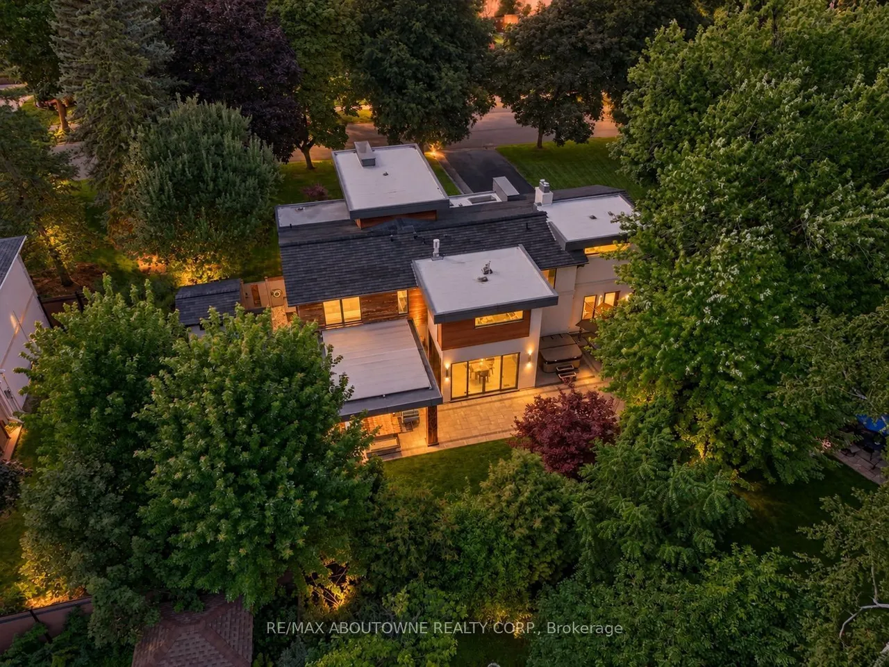 2108 Portway Avenue — photo 49