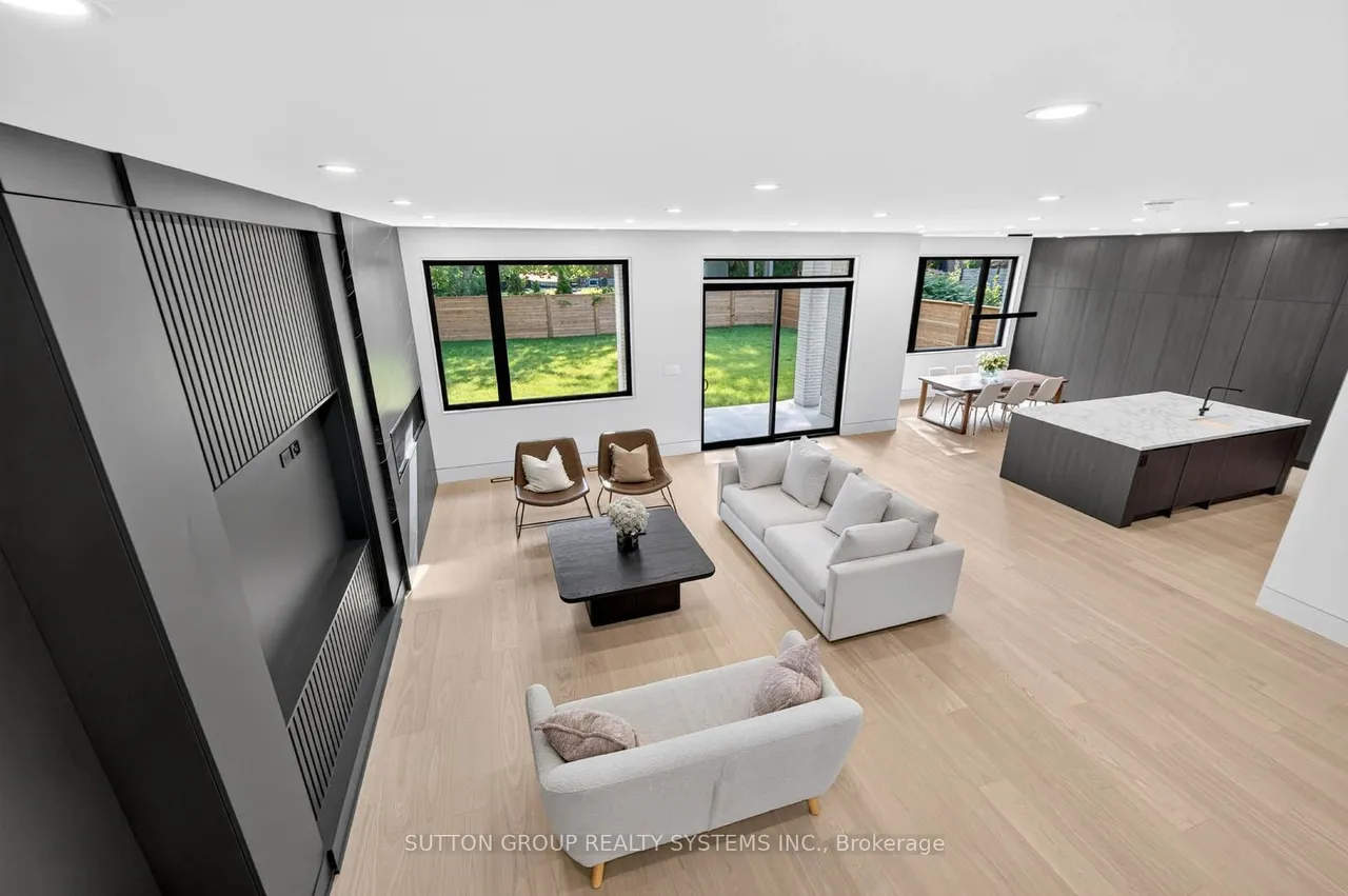 2052 Redan Drive — photo 3