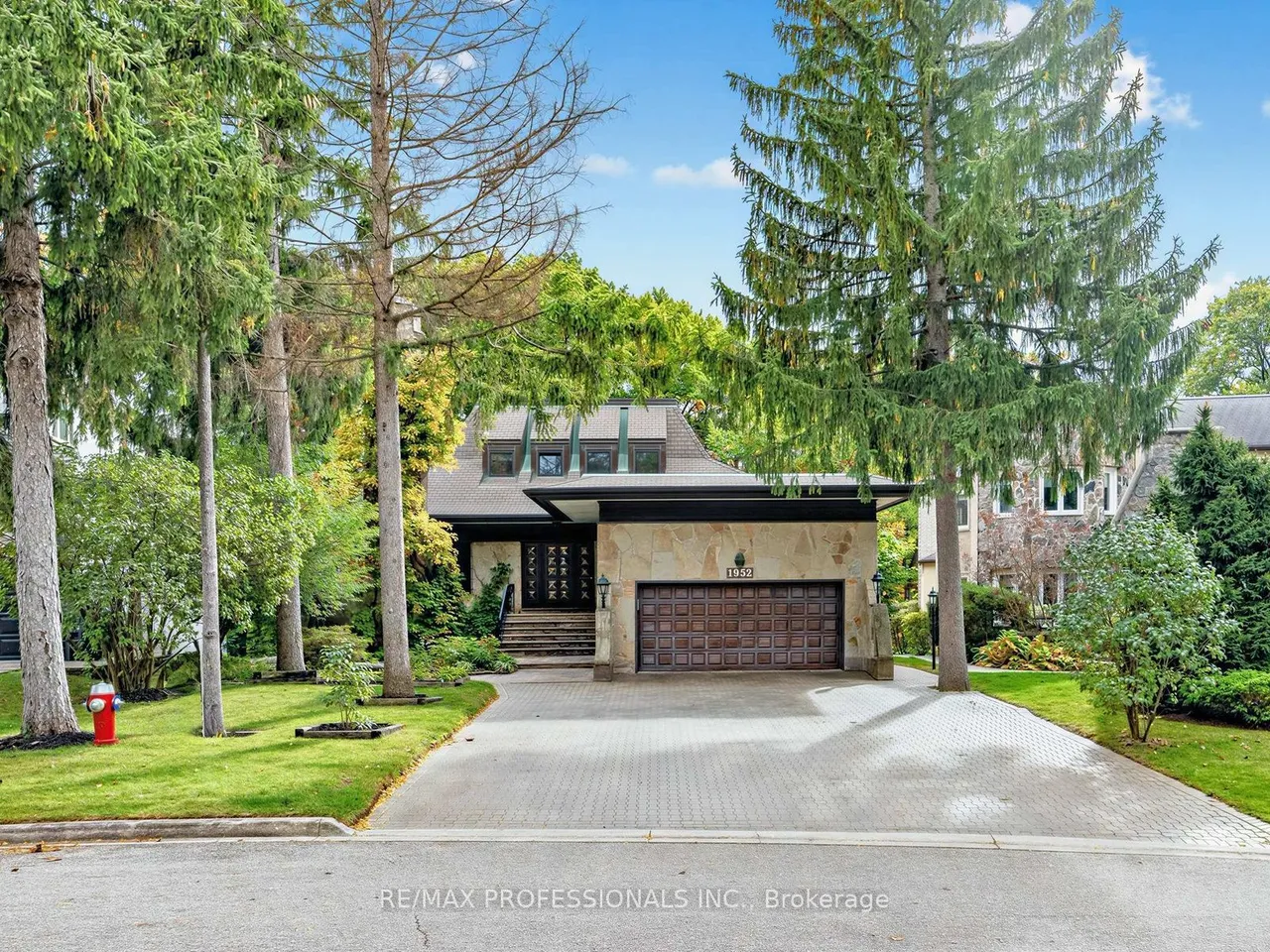 1952 Lapad Court — photo 3