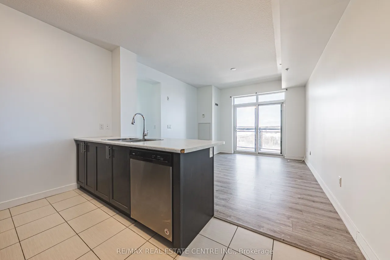 2486 Old Bronte Road, Unit 706 — photo 3