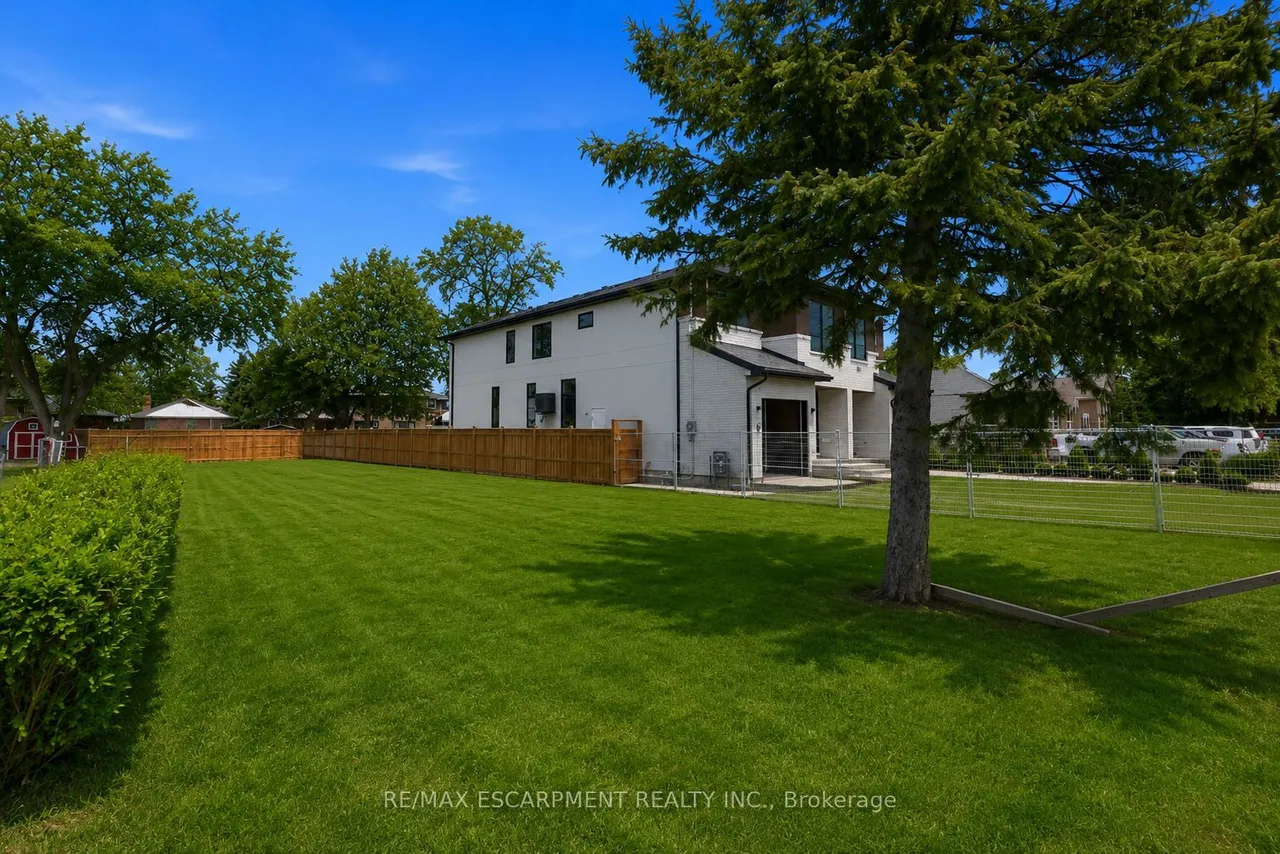 19A Broadview Avenue — photo 2