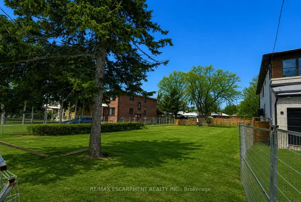 19A Broadview Avenue