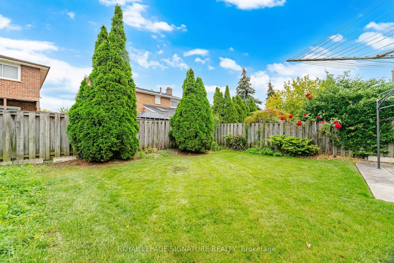 4200 Greybrook Crescent — photo 44