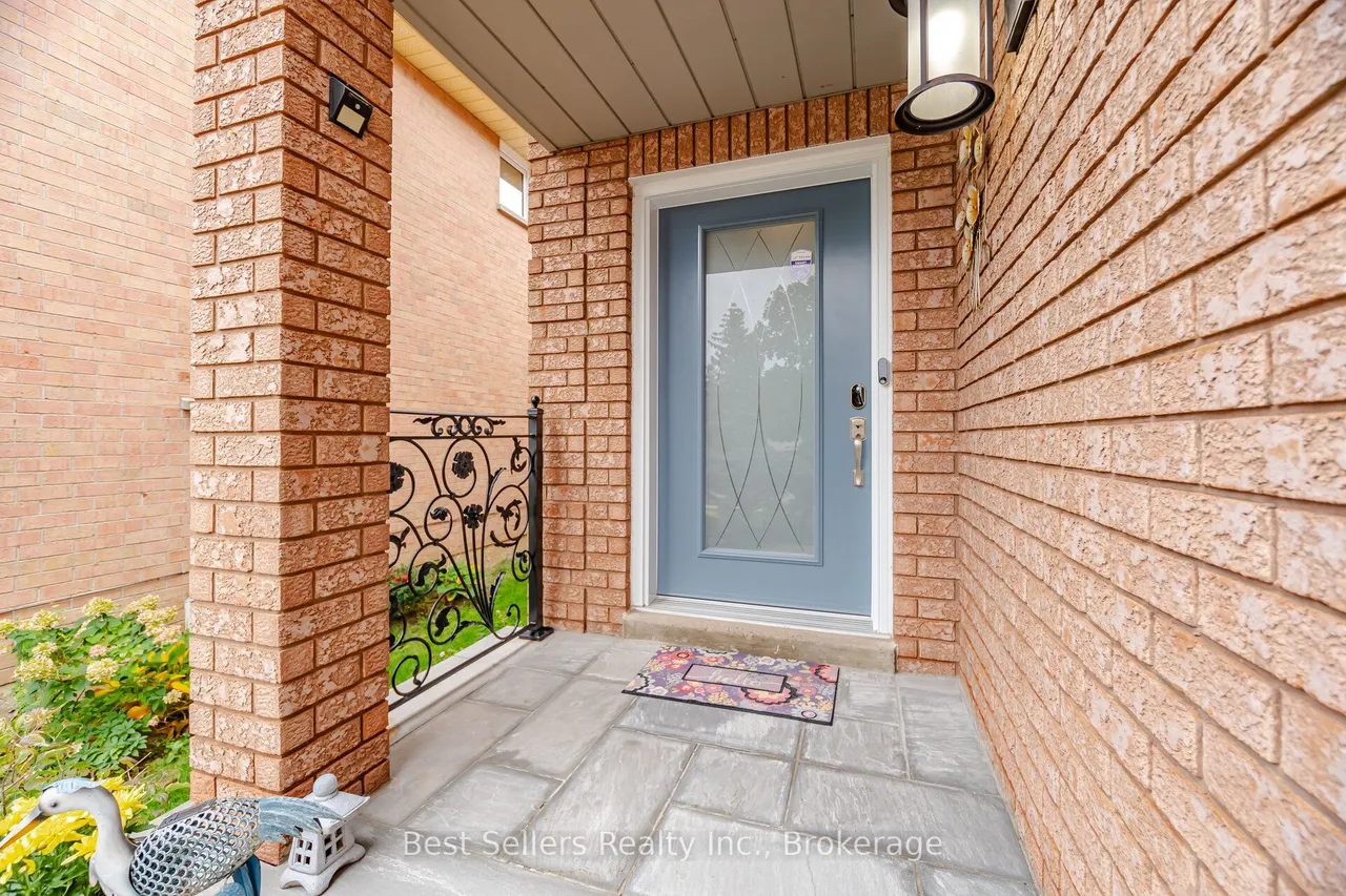 1204 Sherwood Mills Boulevard — photo 3