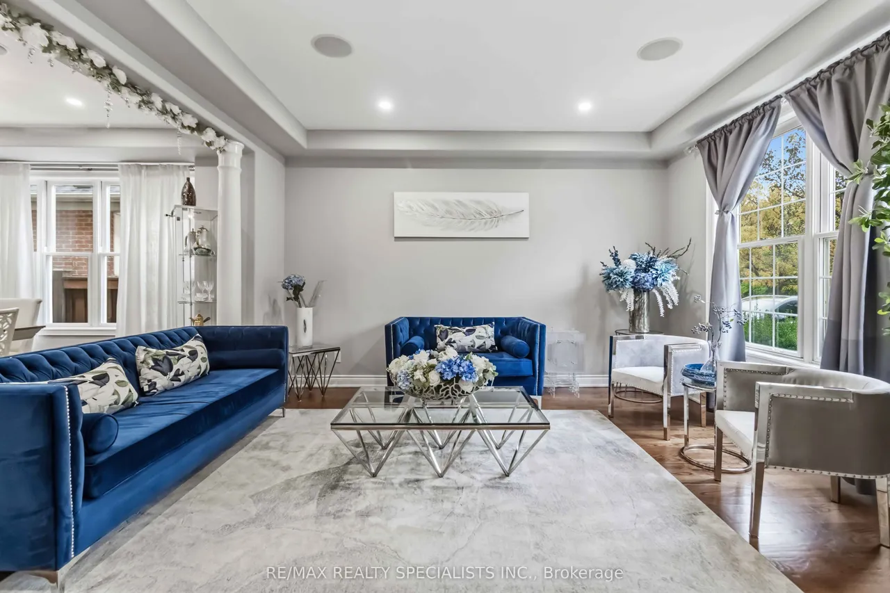 593 Renshaw Court — photo 3