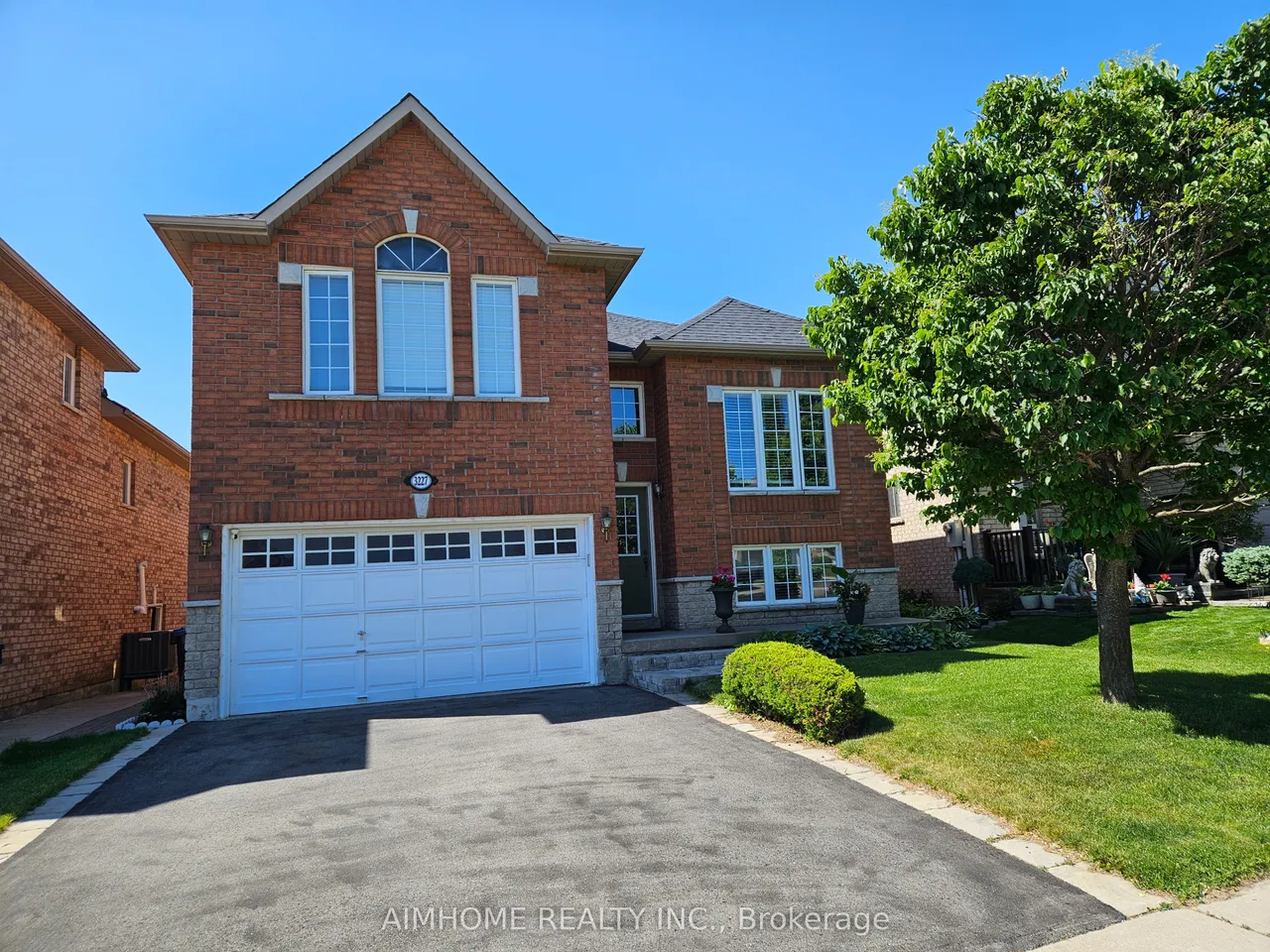3227 Scotch Pine Gate