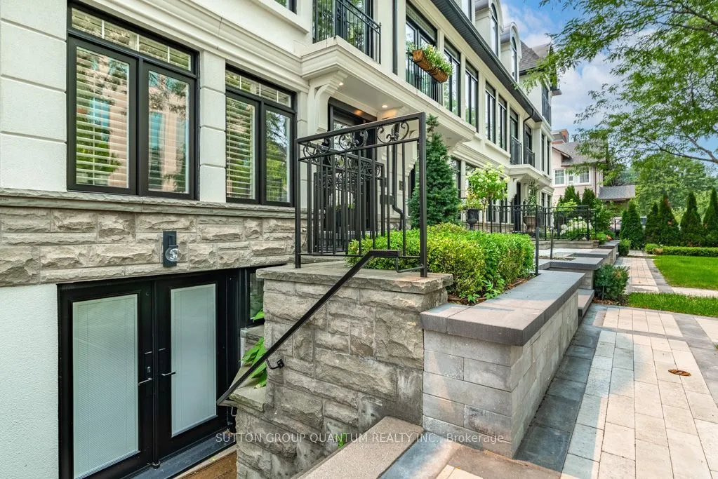 146 Reynolds Street — photo 3