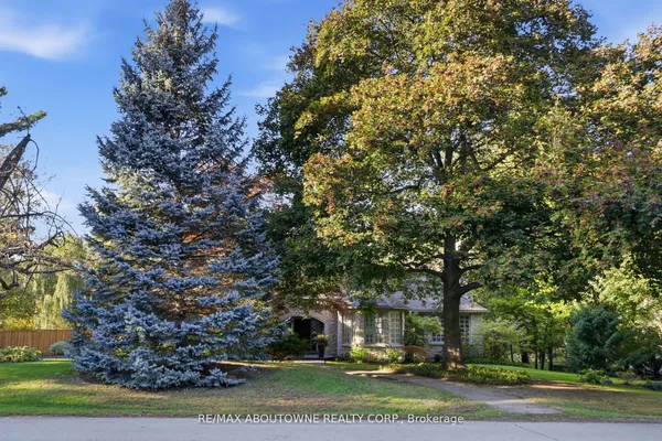 437 Cairncroft Road — photo 2
