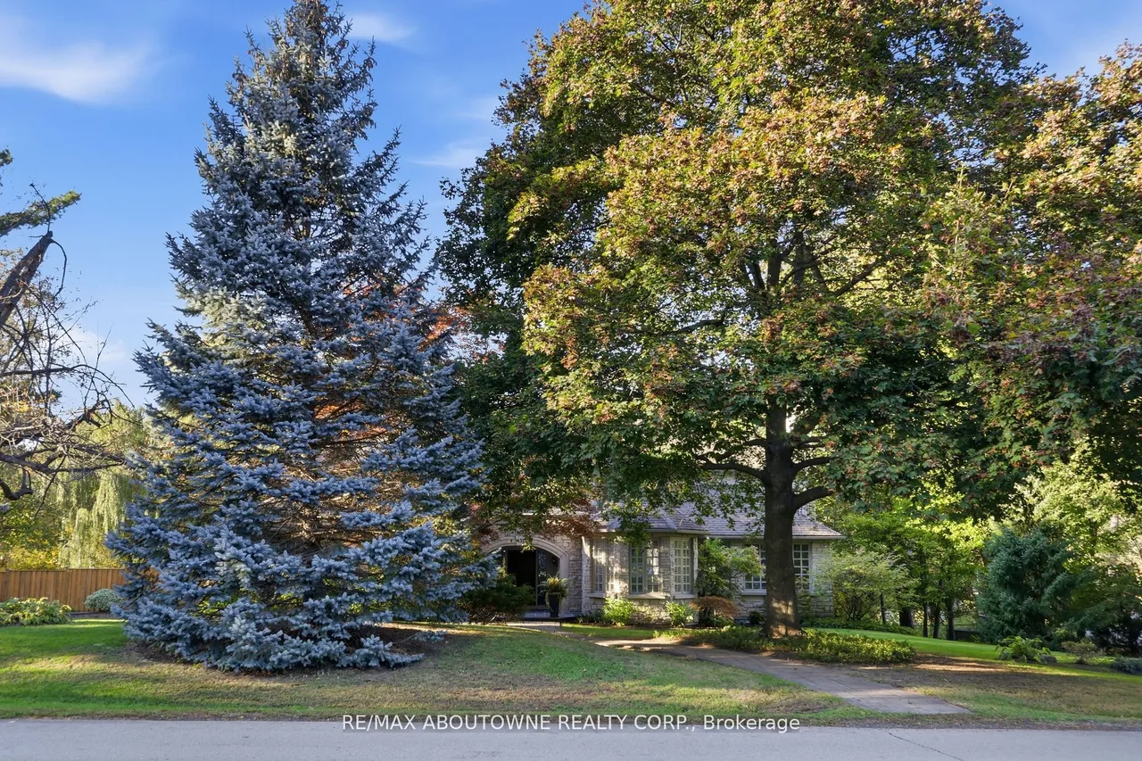 437 Cairncroft Road — photo 2
