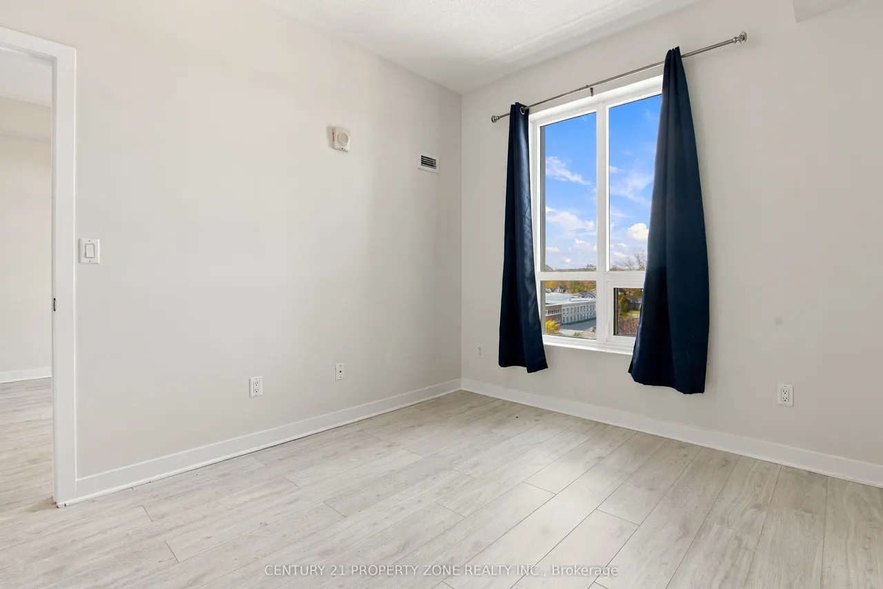 2490 Old Bronte Road, Unit 510 — photo 2