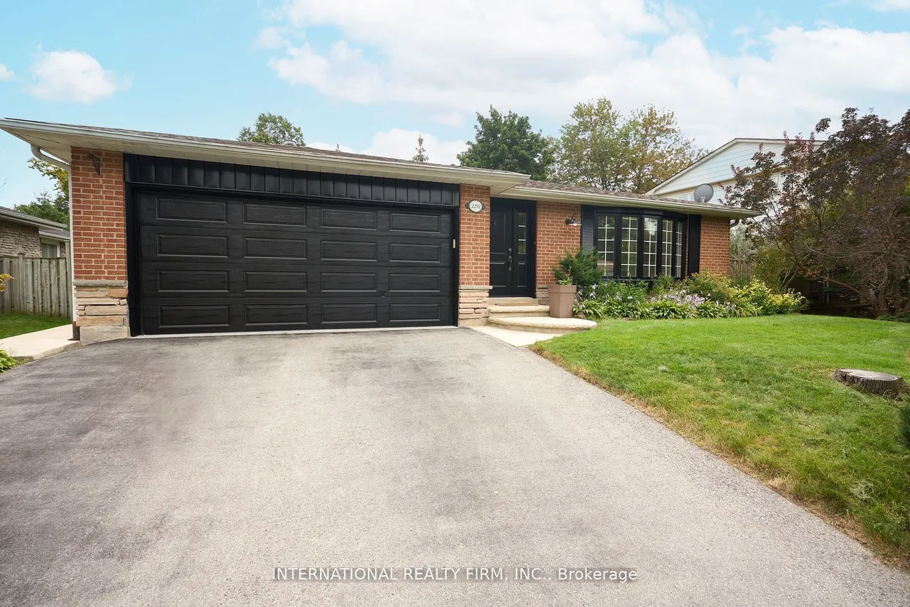 2292 Devon Road