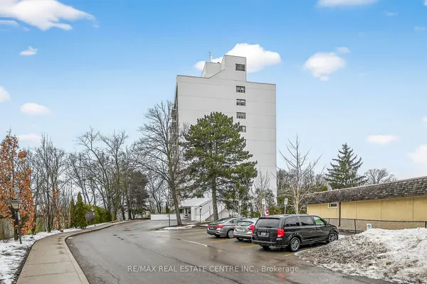 212 Kerr Street, Unit 702 — photo 2