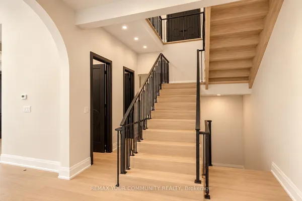 1415 Rebecca Street — photo 2