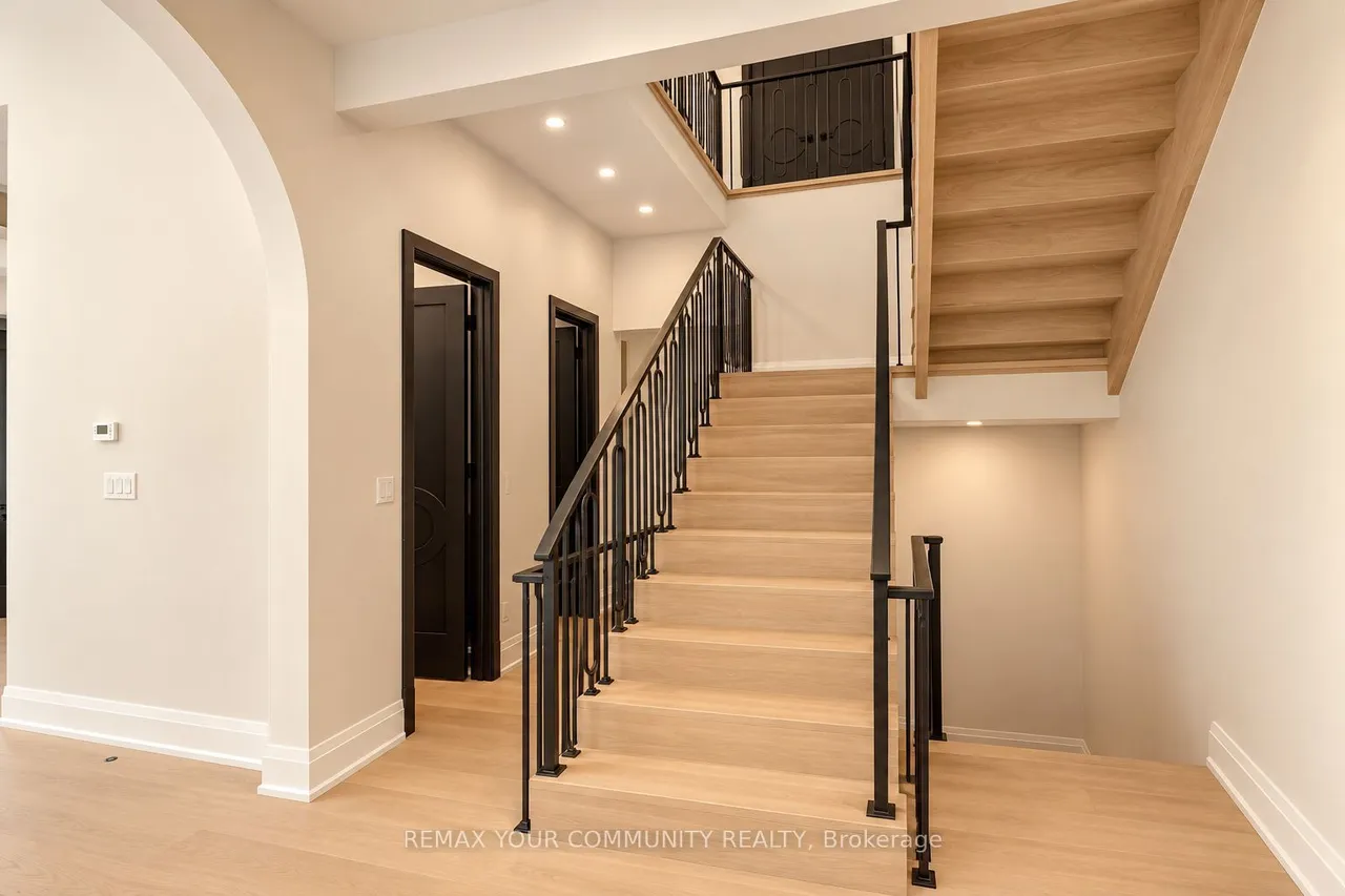 1415 Rebecca Street — photo 2