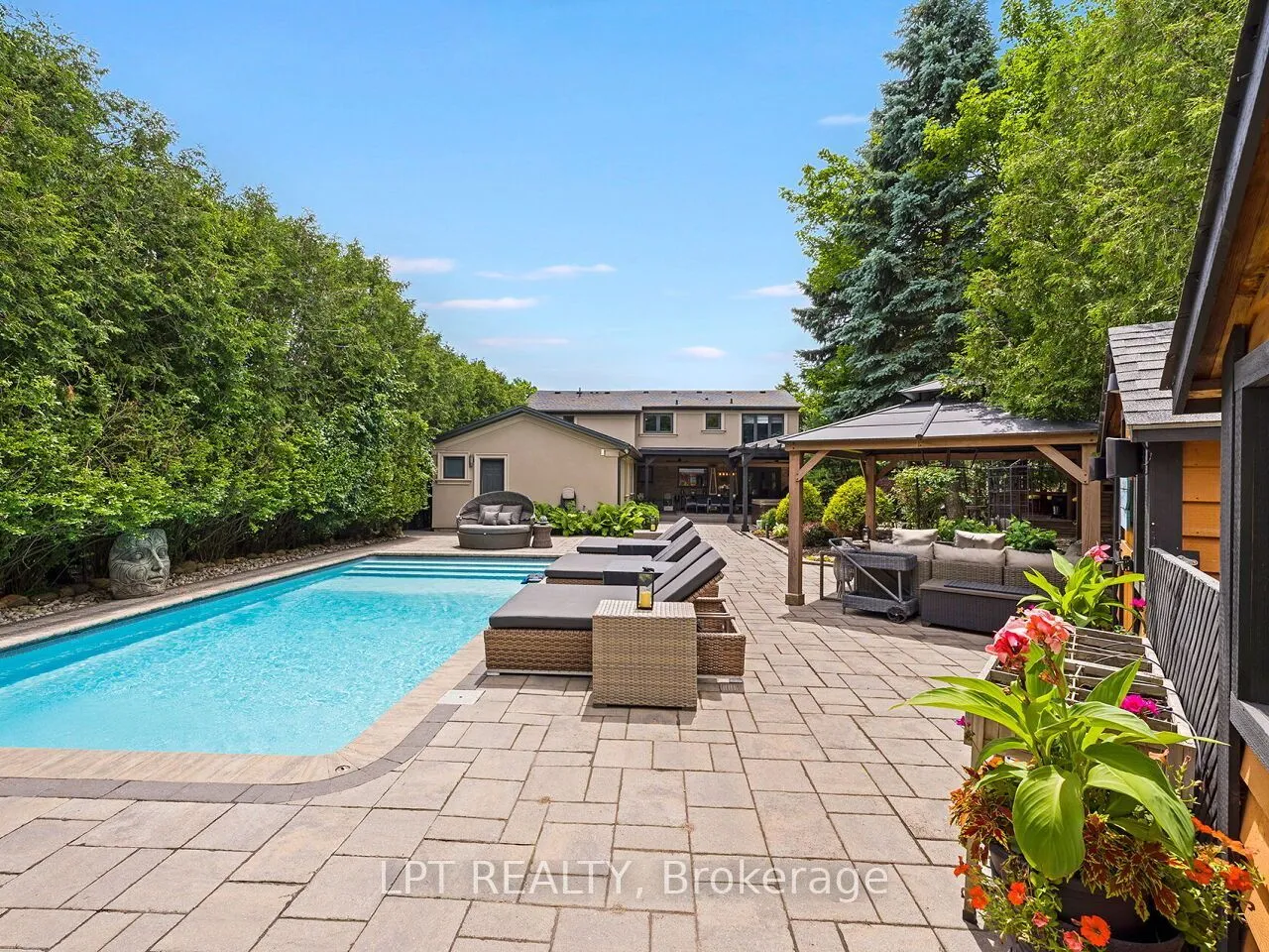 493 Tipperton Crescent — photo 49