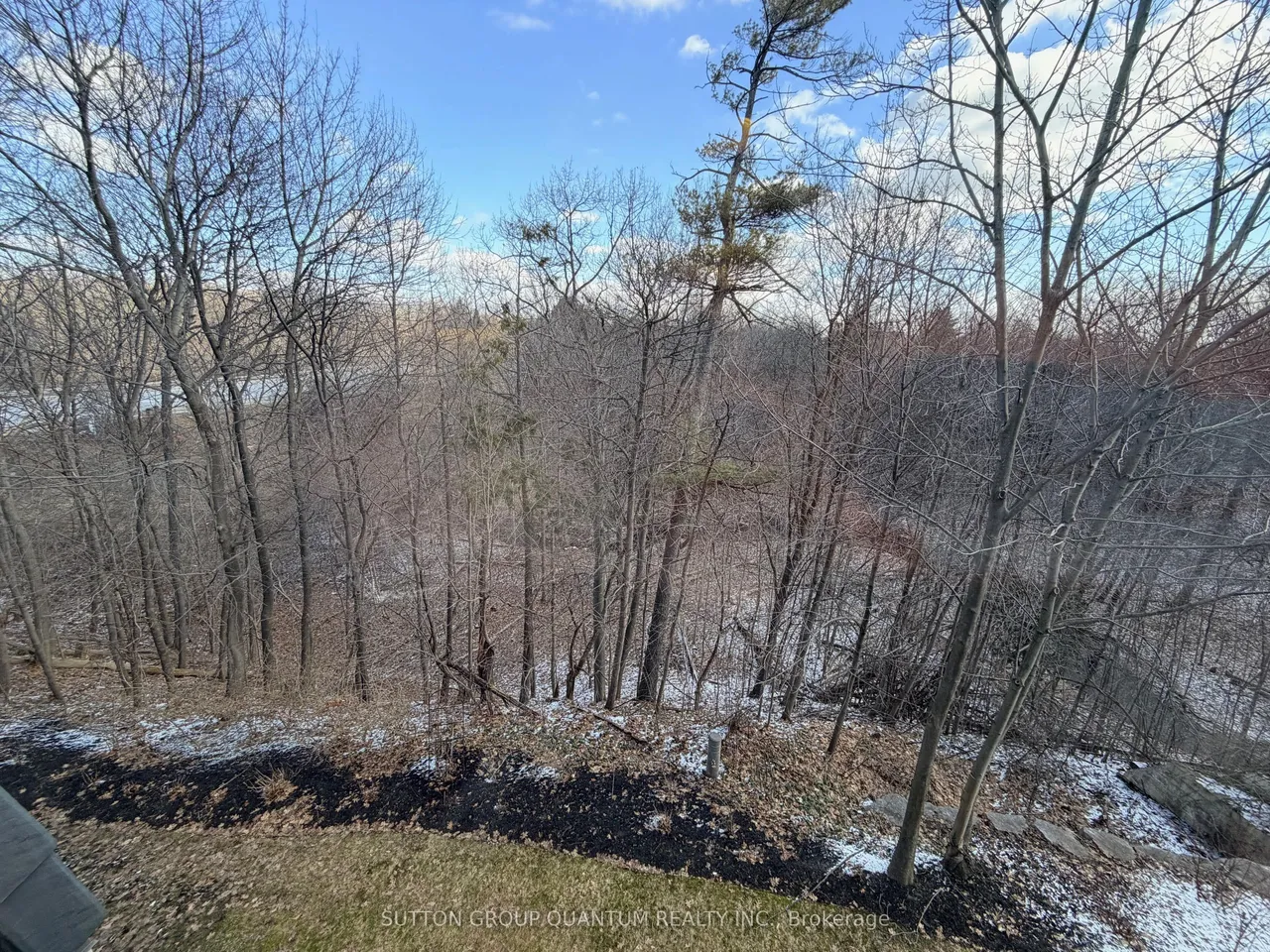 390 Upper Middle Road E, Unit 305 — photo 35