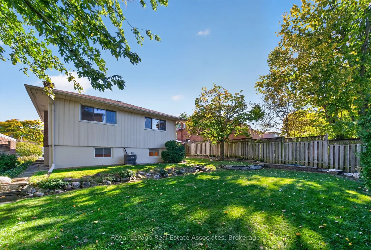 2141 Herridge Drive — photo 34