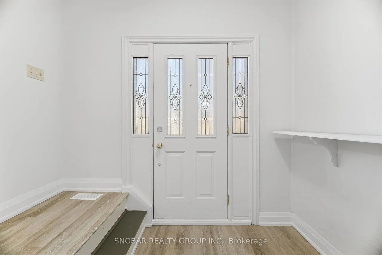 3422 Credit Heights Drive — photo 3