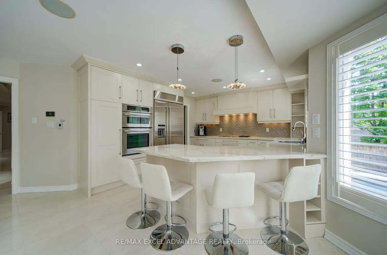 5470 Middleport Crescent — photo 3