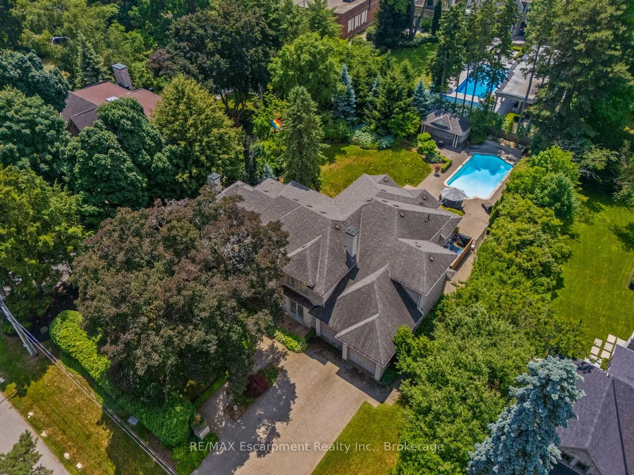 254 Donessle Drive — photo 49