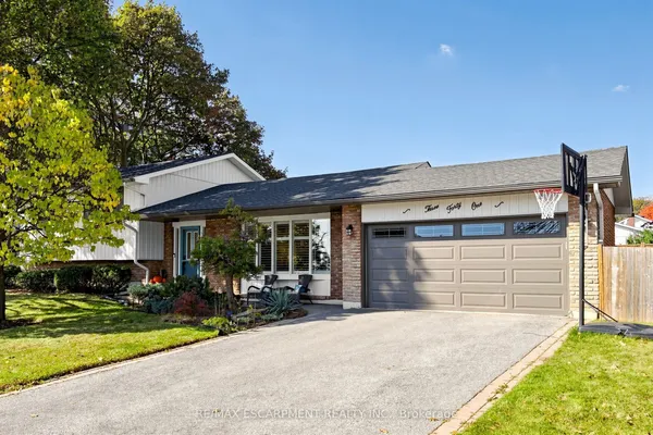 341 Lynnwood Drive — photo 2