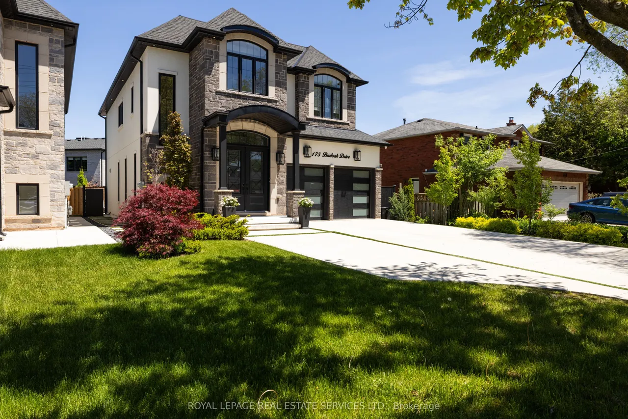 175 Burloak Drive W — photo 49