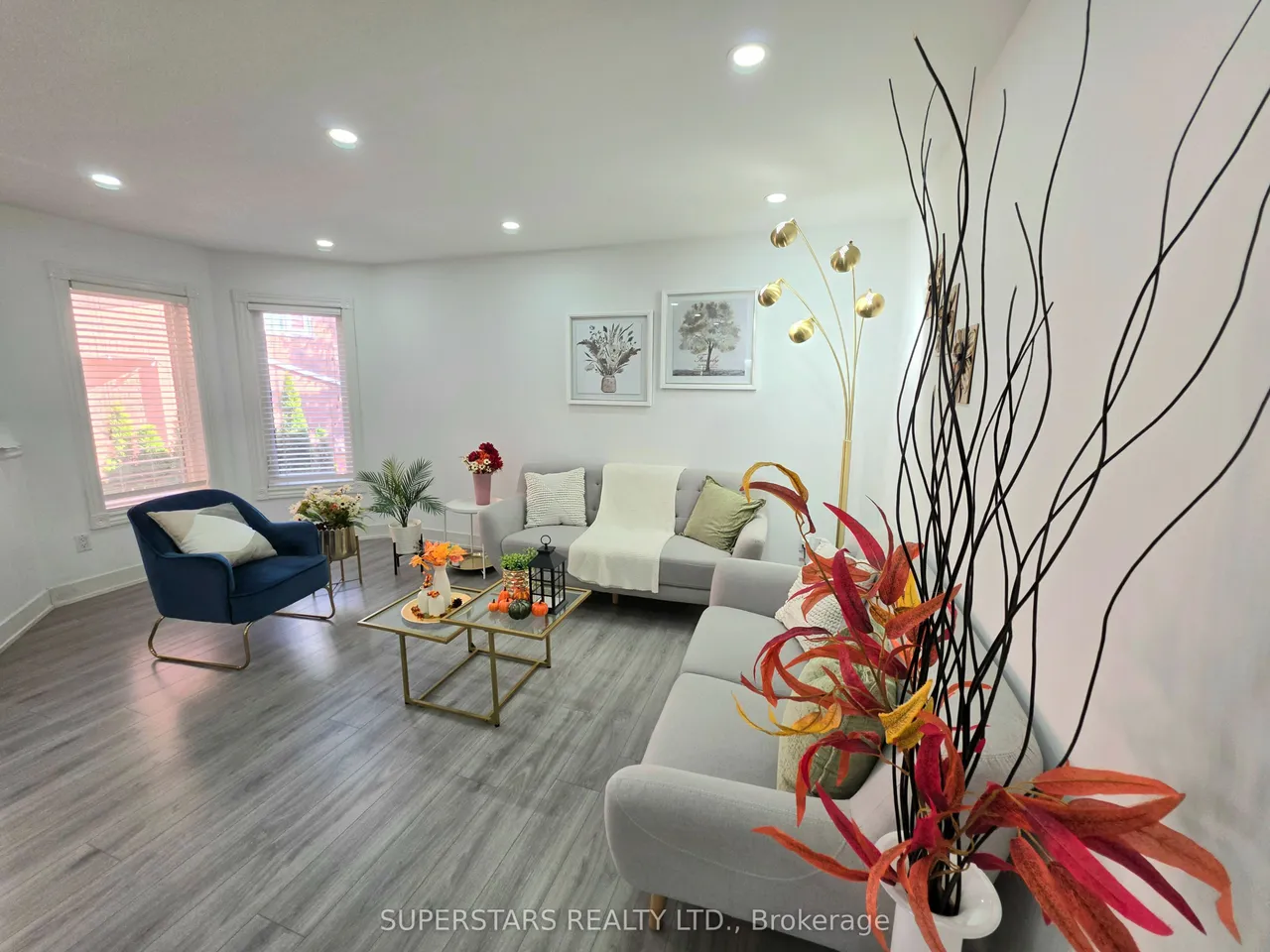 949 Binscarth Drive — photo 3