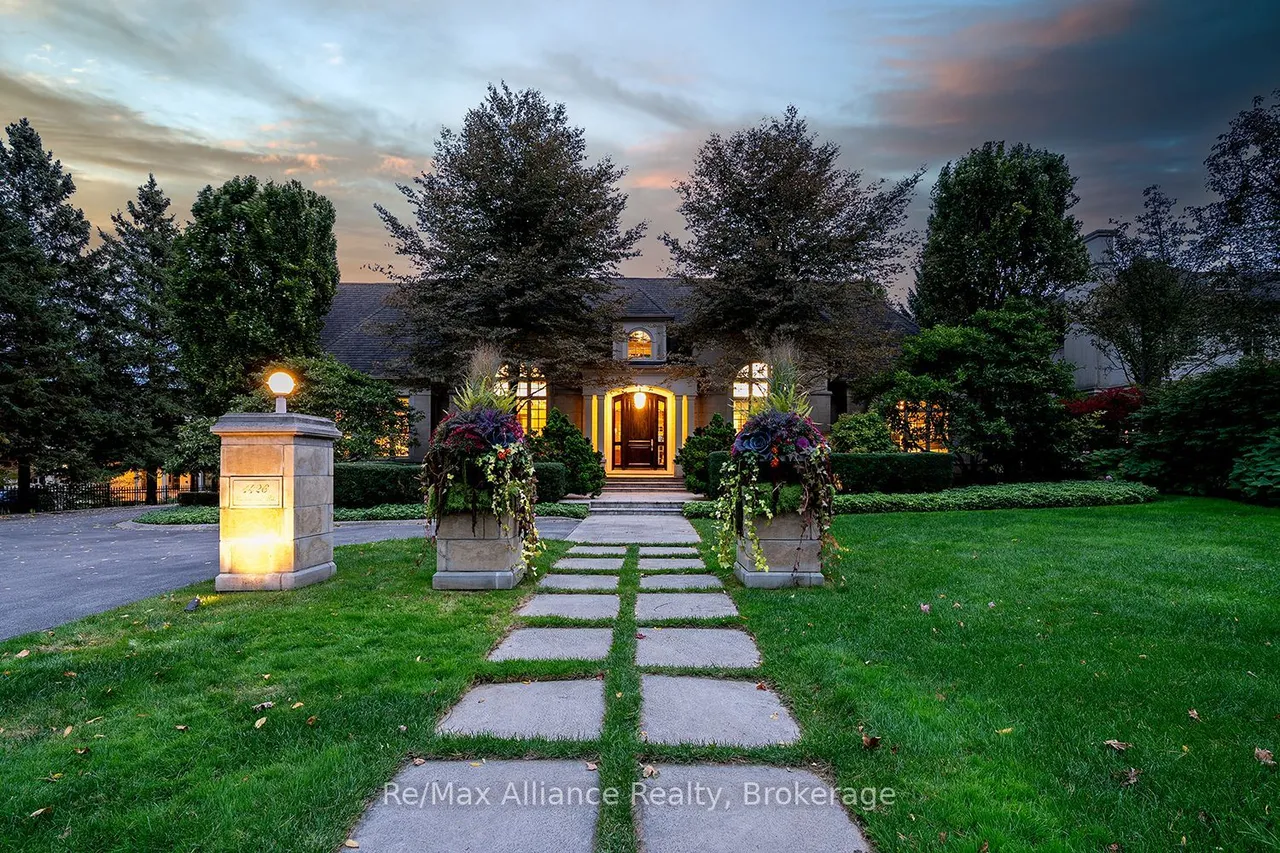 1426 Lakeshore Road E
