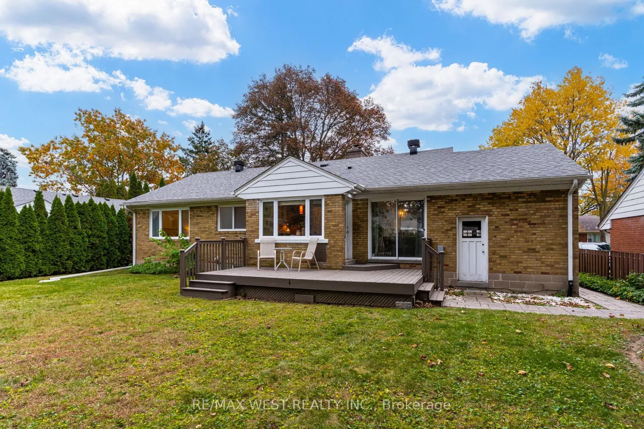 1603 Lincolnshire Boulevard — photo 46