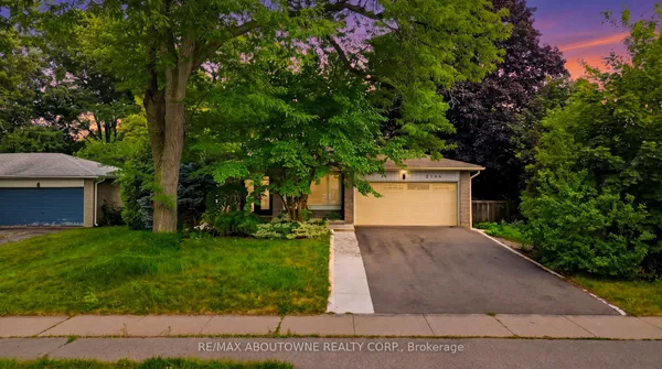 2144 Rebecca Street — photo 2