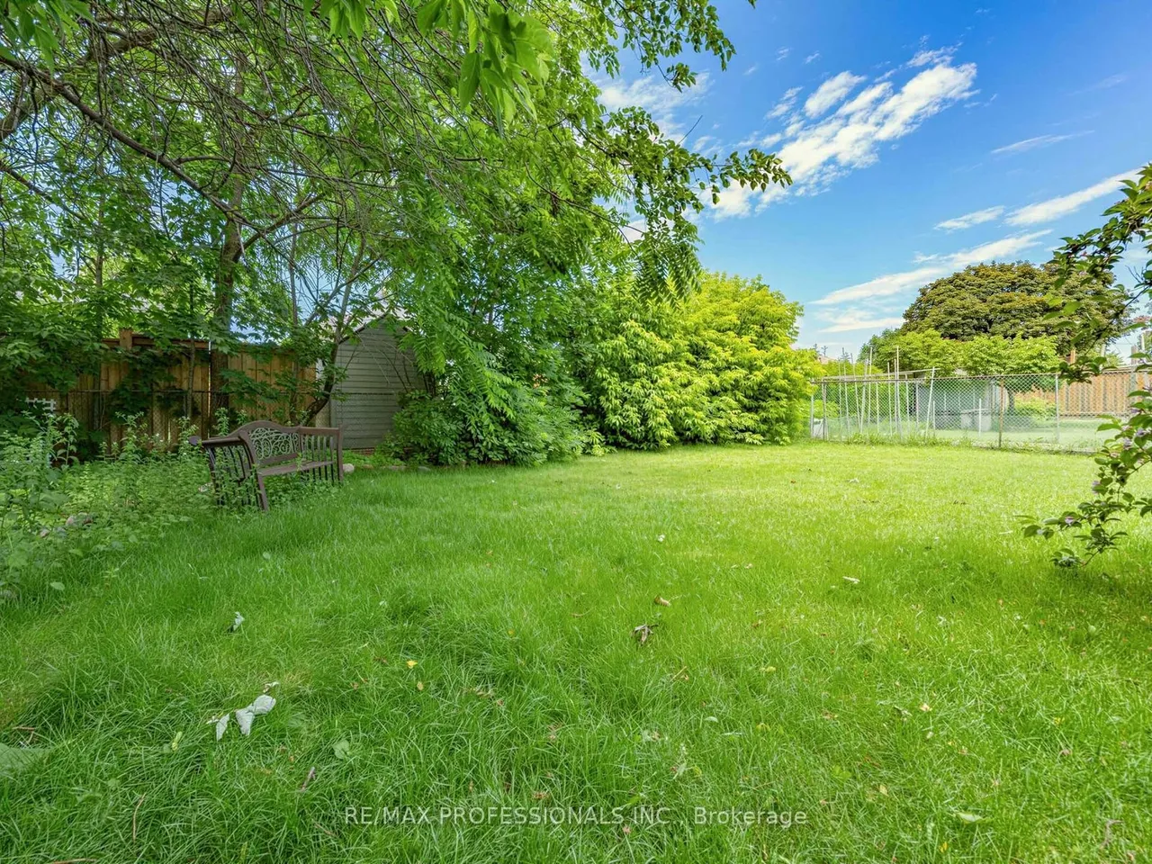 793 Netherton Crescent — photo 25