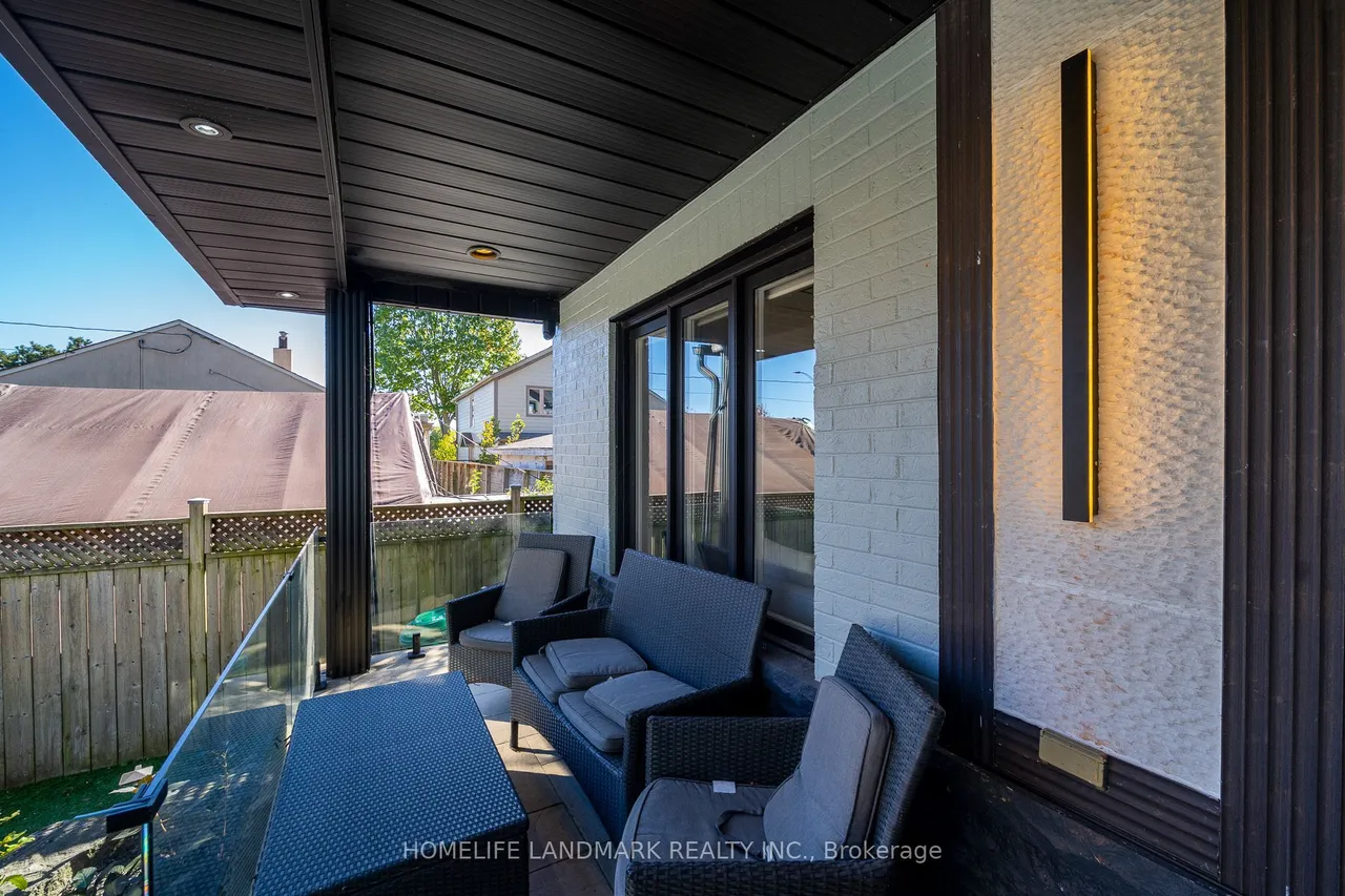 848 Goodwin Road — photo 3