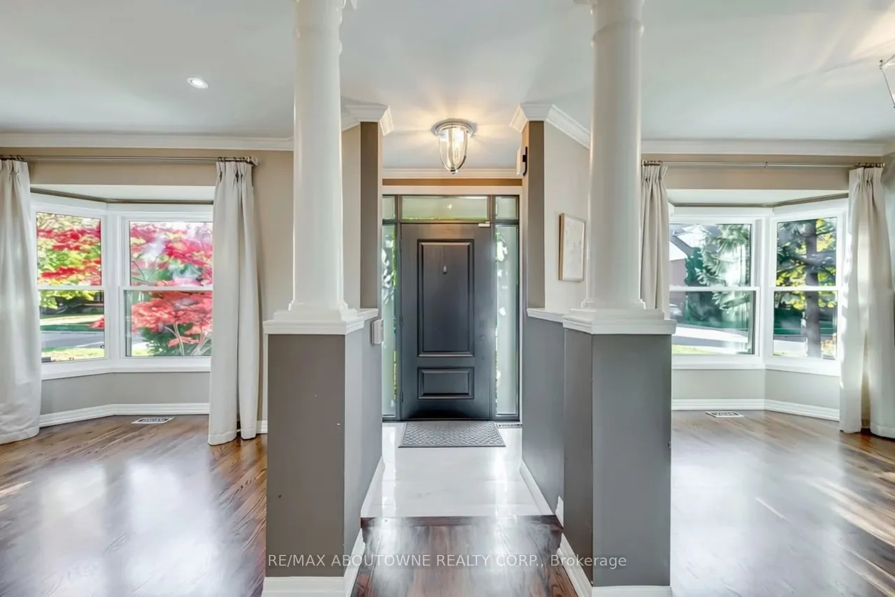 241 Lexington Road — photo 3
