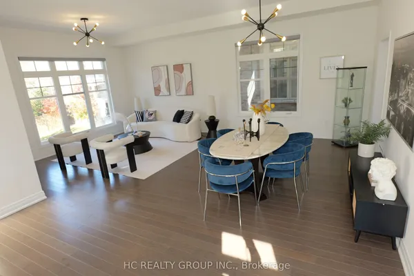 2130 Royal Gala Circle — photo 2