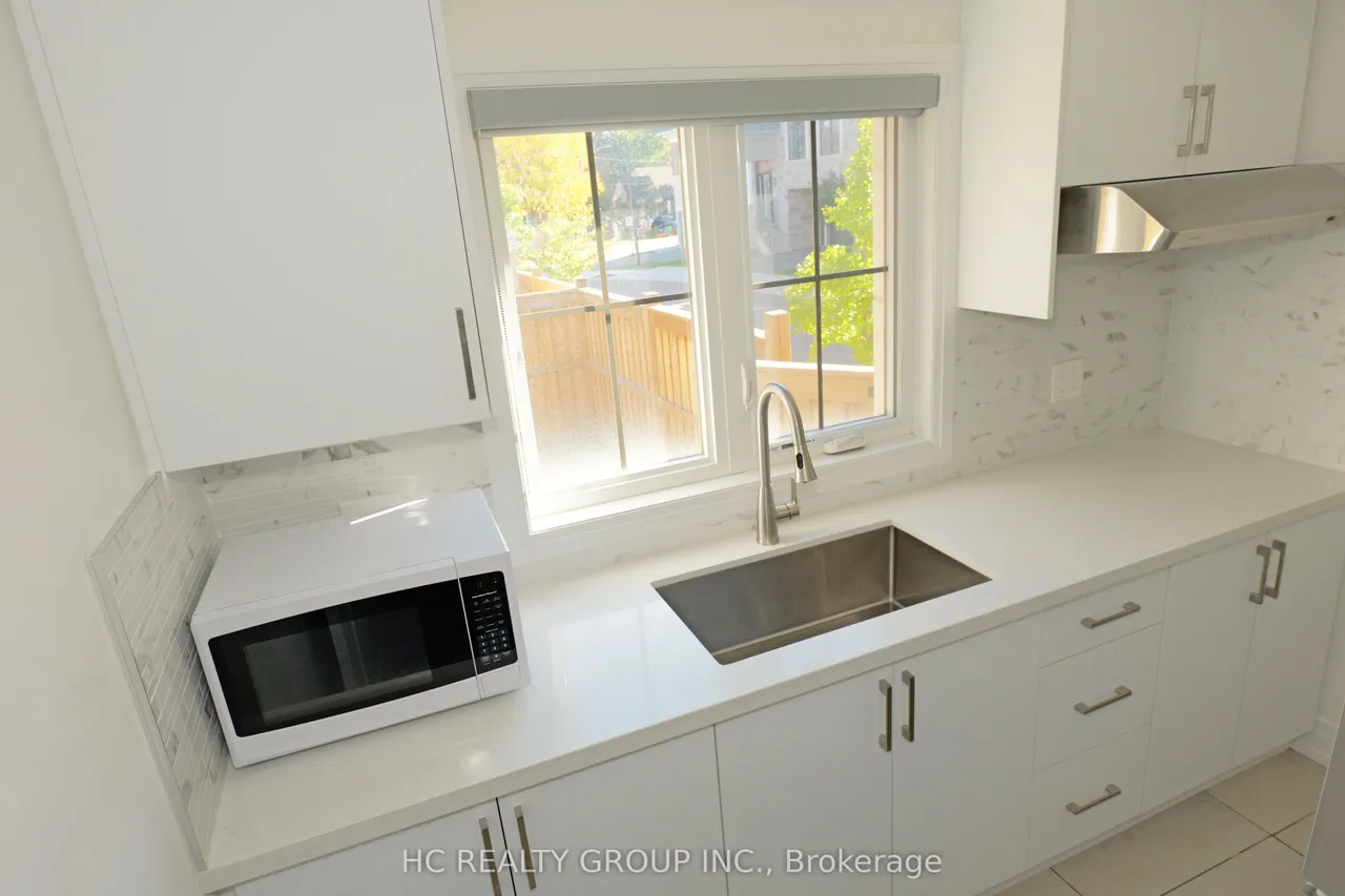 2130 Royal Gala Circle — photo 43