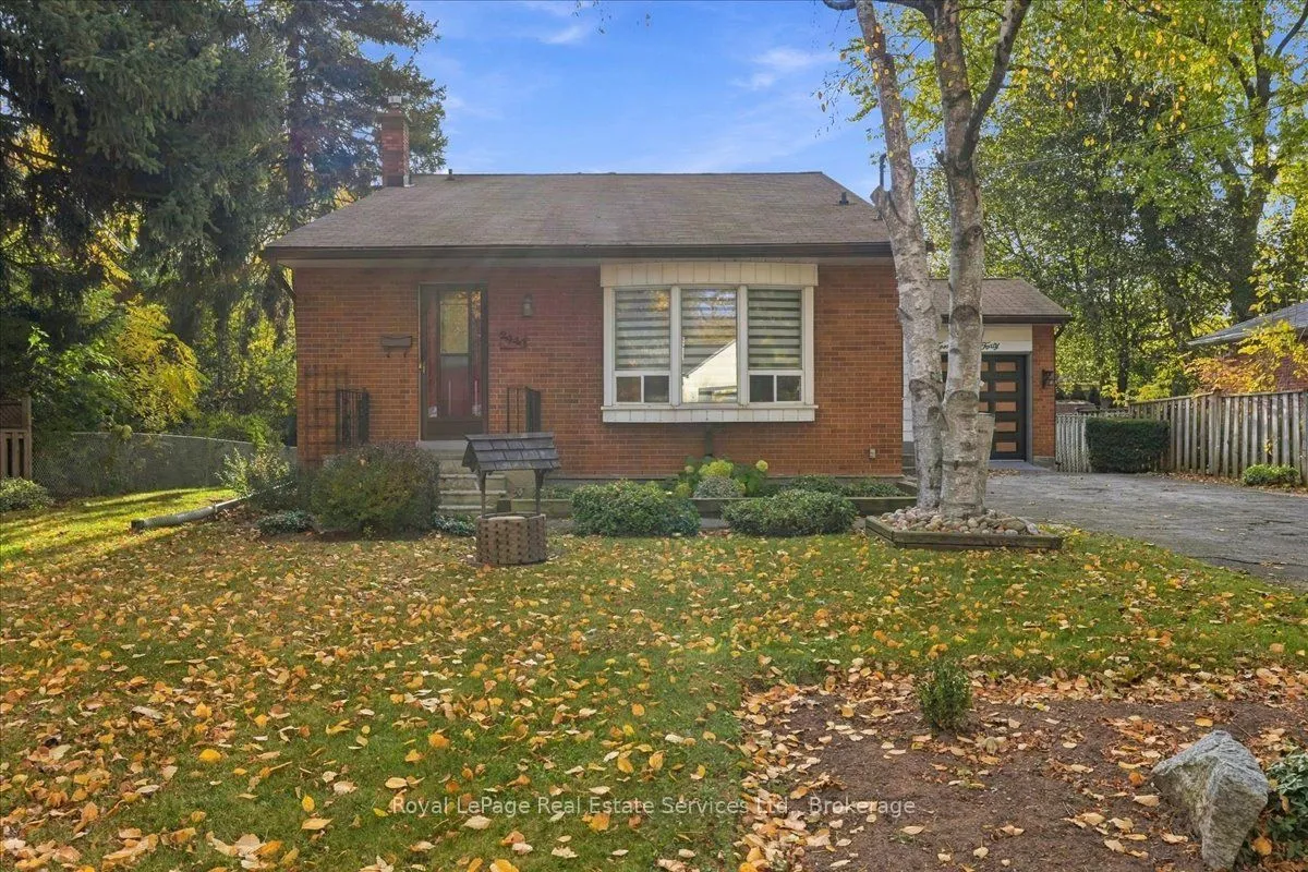 2440 Rebecca Street — photo 3