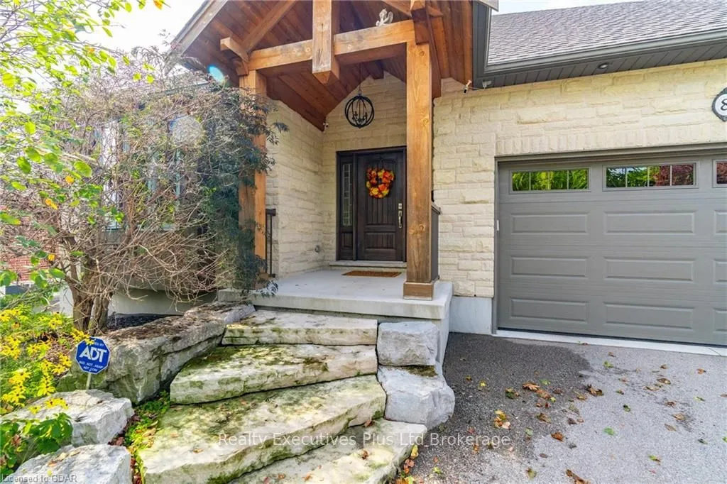 8 COTE Drive — photo 3