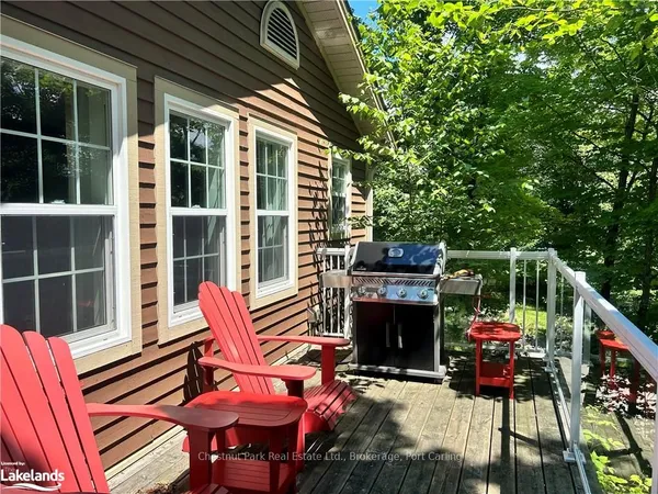 1052 RAT BAY Road — photo 2