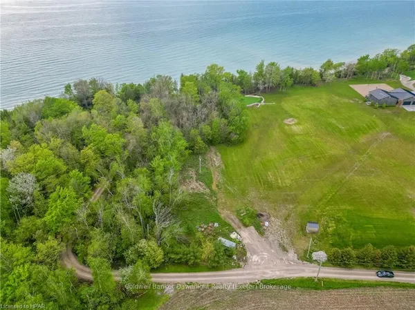 33541 BLACK'S POINT Road — photo 2