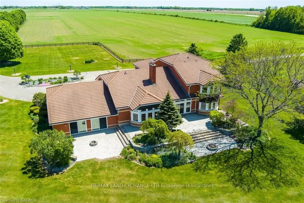 248 BRUCE ROAD 23 — photo 3