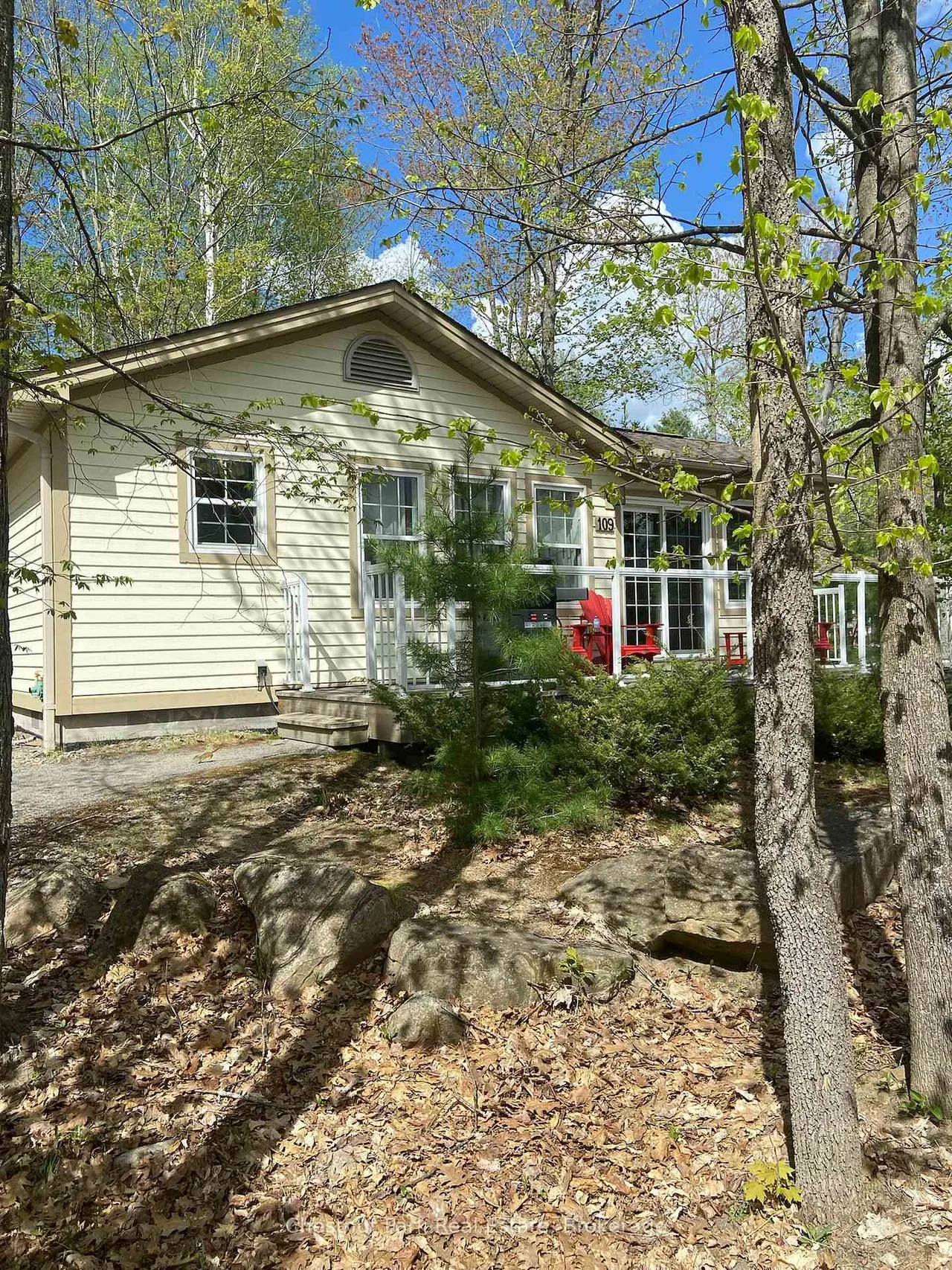 1052 Rat Bay Rd 109-7 Road — photo 2
