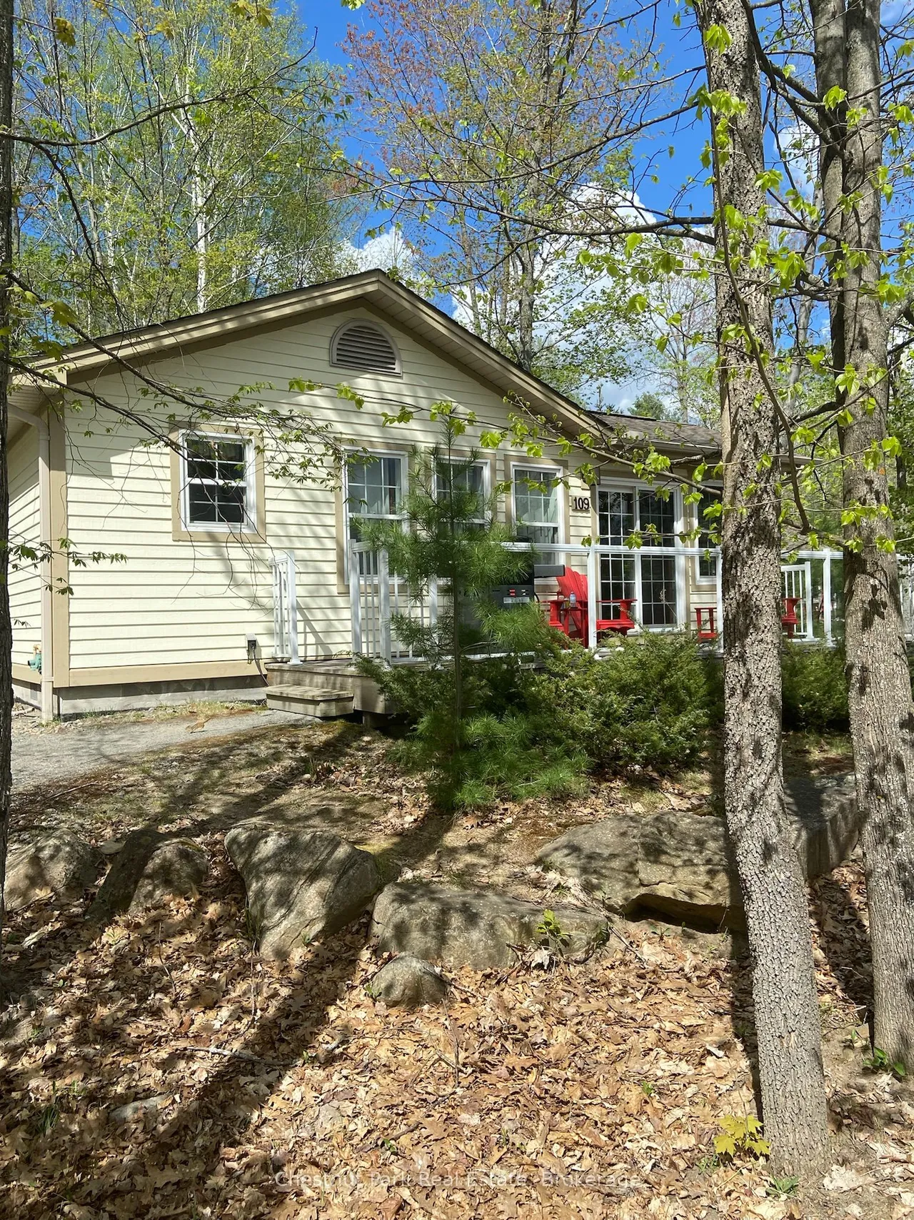1052 Rat Bay Rd 109-1 Road