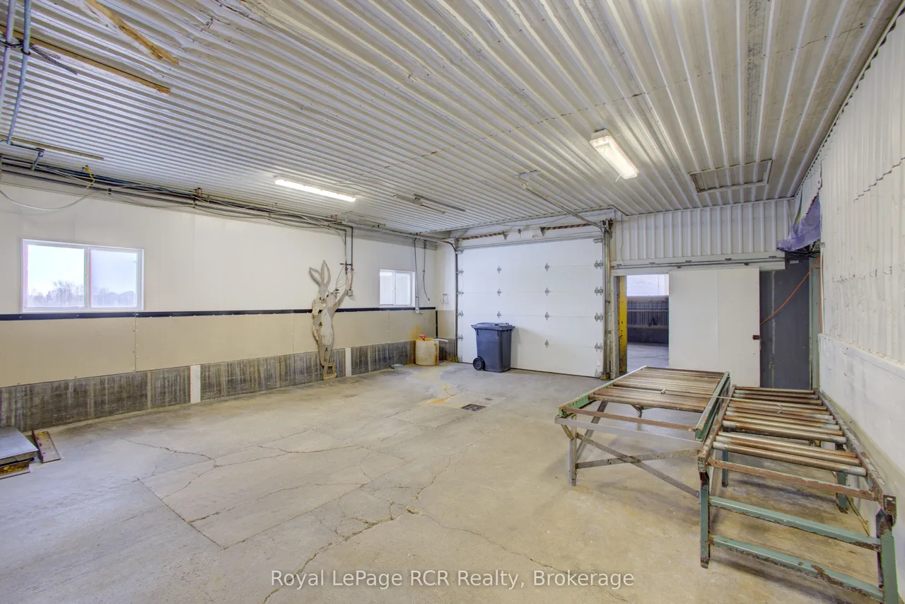 7597 Jones Baseline Road — photo 24